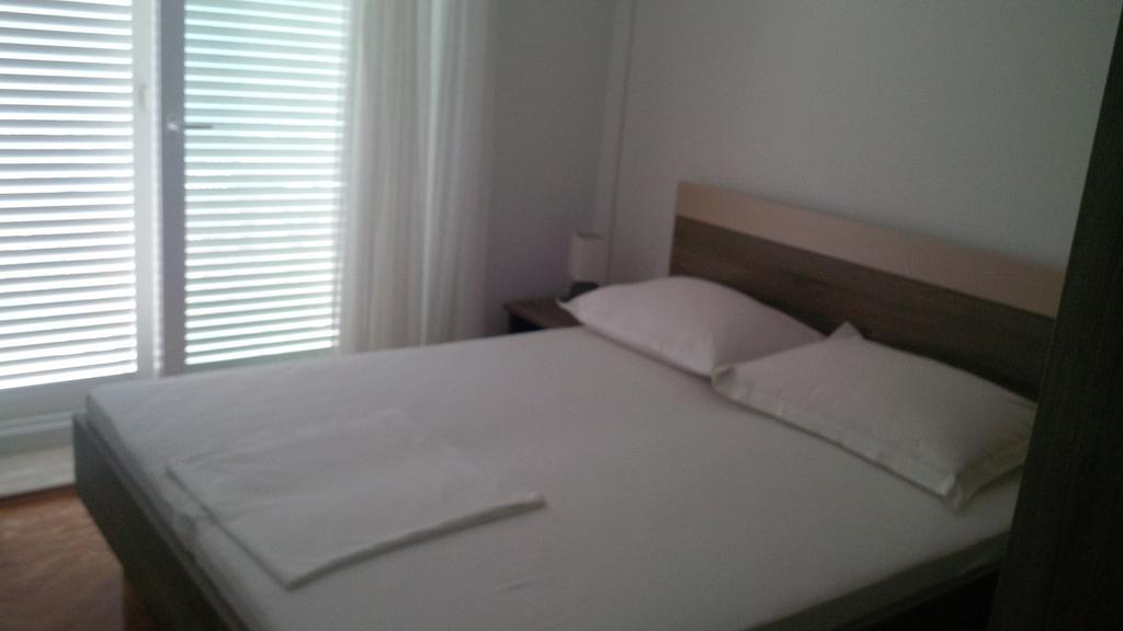 Apartments Gaston Подгора Экстерьер фото